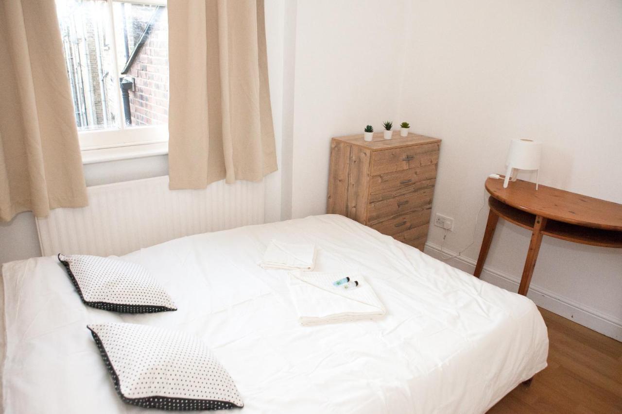 Fieldgate Spacious Rooms Londra Esterno foto